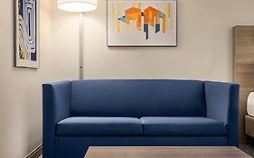 Holiday Inn Express & Suites Greenville-Downtown By Ihg